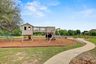 312 Flintlock Dr, Leander, TX 78641 - Photo 32