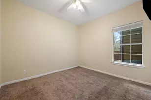 275 W Oak Loop, Cedar Creek, TX 78612 - Photo 12