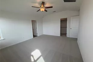 110 Holmby Dr, Hutto, TX 78634 - Photo 8