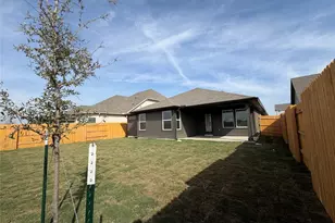 110 Holmby Dr, Hutto, TX 78634 - Photo 10