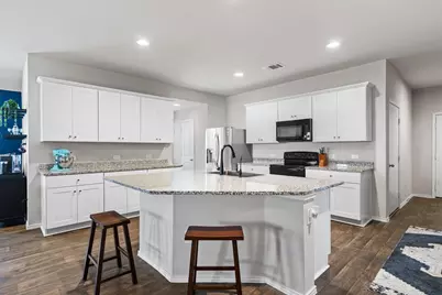 13000 Brahmin Drive, Austin, TX 78724 - Photo 2