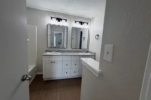15209 Parrish Ln, Austin, TX 78725 - Photo 10