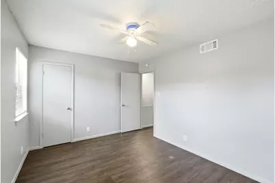 2319 Greenfield Parkway #105, Austin, TX 78741 - Photo 16