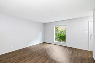 2319 Greenfield Pkwy, Austin, TX 78741 - Photo 4