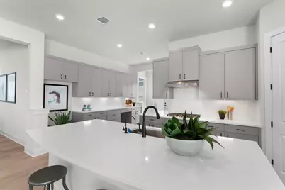 112 Golden Sage Avenue, Georgetown, TX 78633 - Photo 14