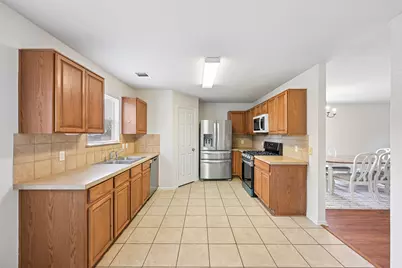 364 Hometown Parkway, Kyle, TX 78640 - Photo 12
