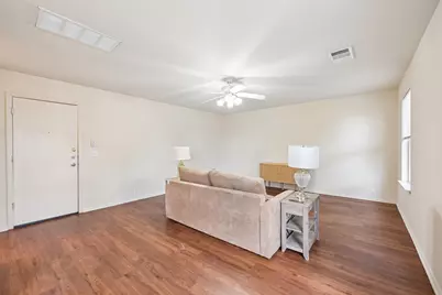 364 Hometown Parkway, Kyle, TX 78640 - Photo 8