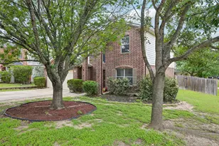364 Hometown Pkwy, Kyle, TX 78640 - Photo 4