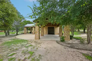 364 Hometown Pkwy, Kyle, TX 78640 - Photo 38