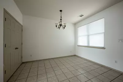 8901 Parkfield Drive, Austin, TX 78758 - Photo 4