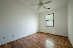 8901 Parkfield Dr, Austin, TX 78758 - Photo 12