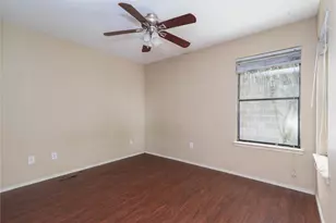 310 Pat Garrison St, San Marcos, TX 78666 - Photo 4