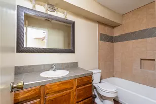 310 Pat Garrison St, San Marcos, TX 78666 - Photo 6