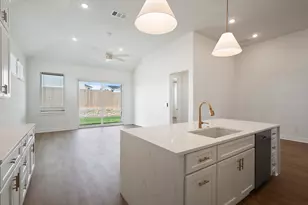 12104 Fennec Wy, Austin, TX 78758 - Photo 6