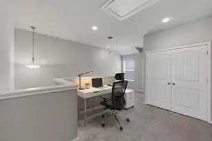 516 E Slaughter Ln, Austin, TX 78744 - Photo 10