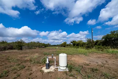 287 Sunset Trail, Luling, TX 78648 - Photo 8