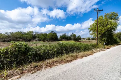 287 Sunset Trail, Luling, TX 78648 - Photo 6