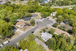 1176 Graham St, Austin, TX 78702 - Photo 16