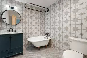 1176 Graham St, Austin, TX 78702 - Photo 10