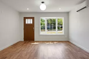 1176 Graham St, Austin, TX 78702 - Photo 4