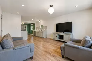 1176 Graham St, Austin, TX 78702 - Photo 2