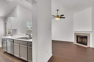 1101 Disraeli Cir, Pflugerville, TX 78660 - Photo 8