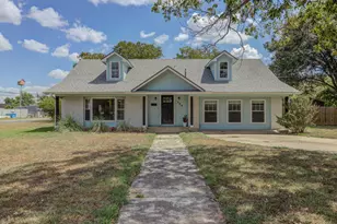 1509 SW Hill St, Bastrop, TX 78602 - Photo 1