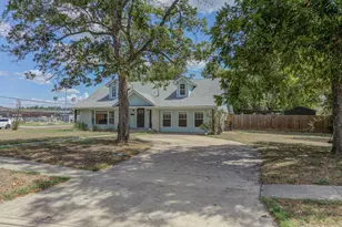1509 Hill St, Bastrop, TX 78602 - Photo 4