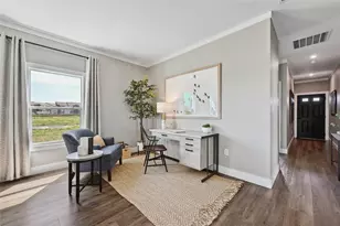 2015 Applewood Dr, Lockhart, TX 78644 - Photo 6