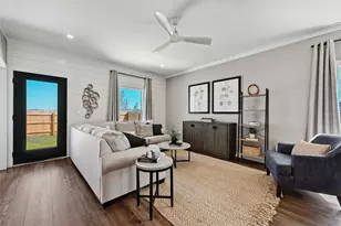 2015 Applewood Dr, Lockhart, TX 78644 - Photo 8