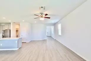 10400 Alemoor Dr, Austin, TX 78747 - Photo 4