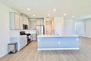 10400 Alemoor Dr, Austin, TX 78747 - Photo 6