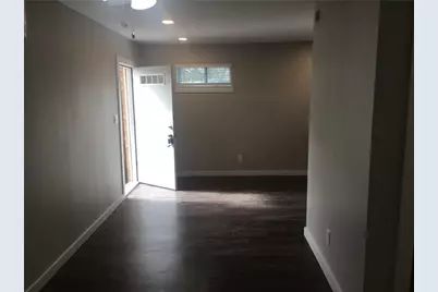 225 W North Loop Boulevard #201, Austin, TX 78751 - Photo 4