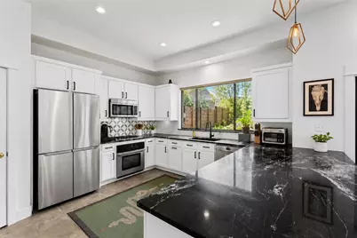 2009 Arthur Lane #A, Austin, TX 78704 - Photo 6