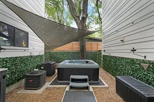 2009 Arthur Ln, Austin, TX 78704 - Photo 8