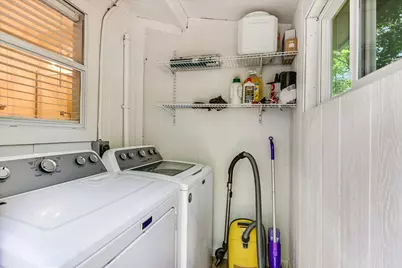 2408 E 9th Street, Austin, TX 78702 - Photo 12