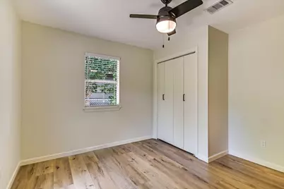 2408 E 9th Street, Austin, TX 78702 - Photo 10