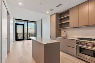 610 Davis St, Austin, TX 78701 - Photo 8