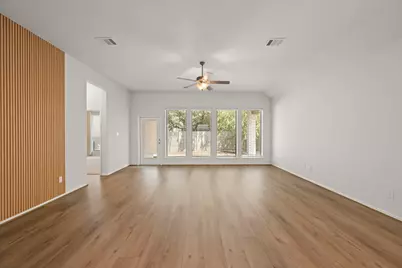 1113 Round Mountain Pass, Georgetown, TX 78628 - Photo 10