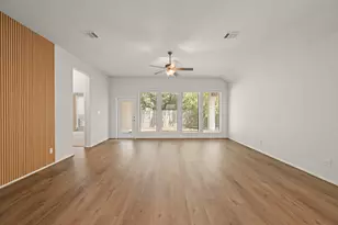 1113 Round Mountain Pass, Georgetown, TX 78628 - Photo 10