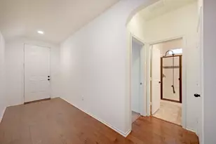 322 White Willow Dr, San Marcos, TX 78666 - Photo 4