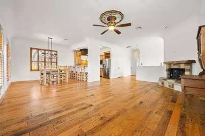 322 Lake Placid Drive, Seguin, TX 78155 - Photo 10