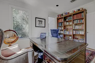 4800 Mantle Dr, Austin, TX 78746 - Photo 10