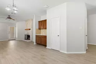 335 Altamont St, Hutto, TX 78634 - Photo 8