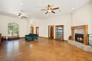 267 Corral Rd, Smithville, TX 78957 - Photo 10