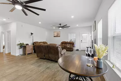 112 Bing Circle, San Marcos, TX 78666 - Photo 8