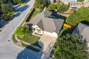 19913 Dornick Hills Ln, Pflugerville, TX 78660 - Photo 36