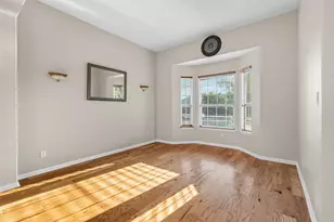 19913 Dornick Hills Ln, Pflugerville, TX 78660 - Photo 4