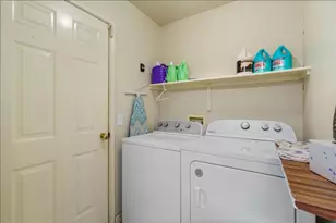 319 Clarks Way, Hutto, TX 78634 - Photo 6