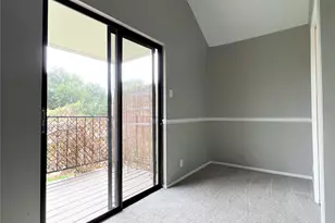 1601 Faro Dr, Austin, TX 78741 - Photo 18